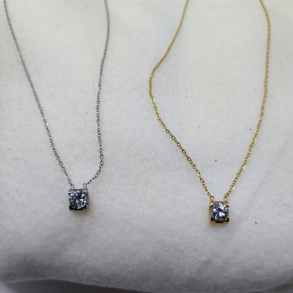 Collier en acier inoxydable avec strass