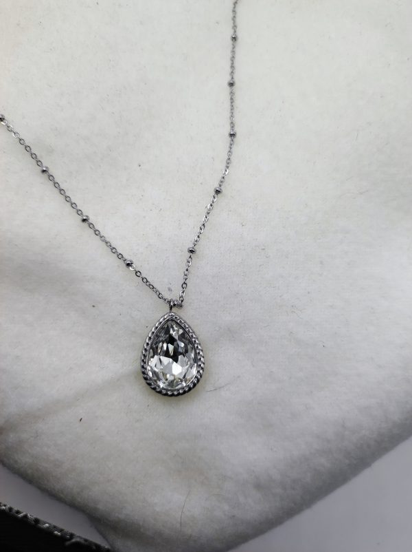 Collier en acier inoxydable avec strass