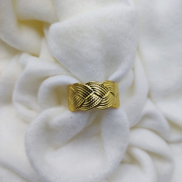 Bague en acier inoxydable doré et tressé