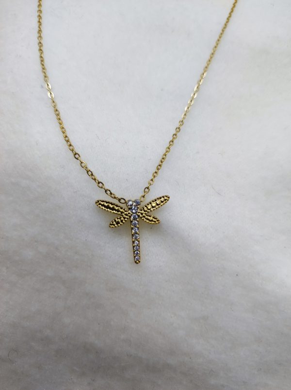 Collier en acier inoxydable doré avec strass